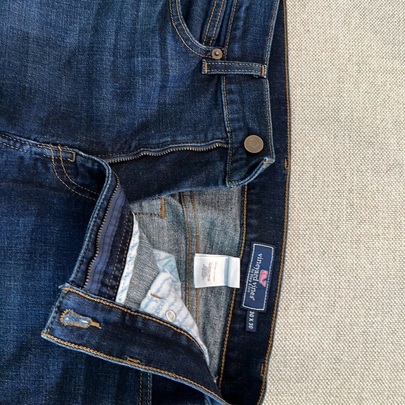Vineyard Vines Dark Wash Jeans size 30x30. RN 134578 - Picture 3 of 6